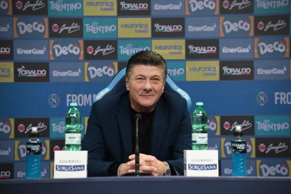 Mazzarri: “Sono emozionato, Napoli mi fa provare i brividi”