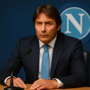 Antonio Conte alla guida del Napoli in conferenza