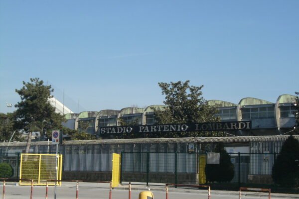 Avellino-Frosinone 1-3: lupi ko al Partenio Lombardi