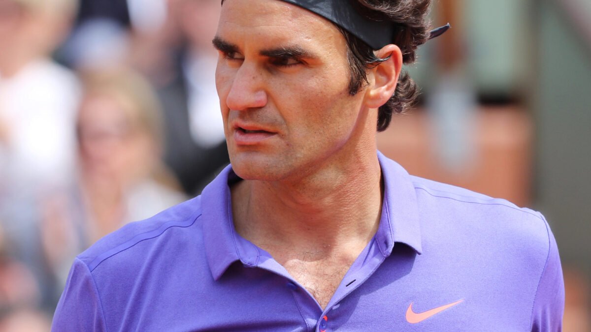 Roger Federer entra nella Hall of Fame: emozione e lacrime a Newport